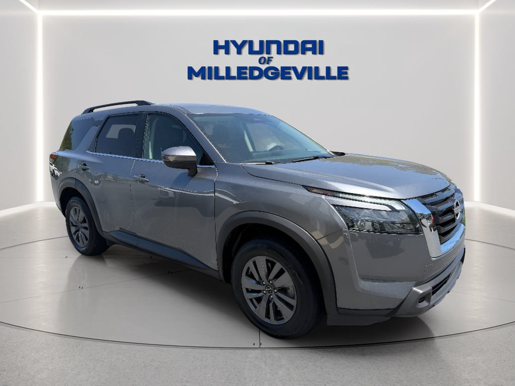 Used 2024 Nissan Pathfinder SV FWD image 8