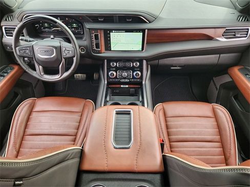 Used 2024 GMC Yukon XL Denali Ultimate image 27