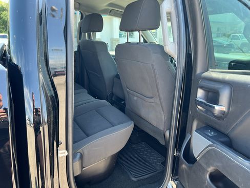 Used 2018 Chevrolet Silverado 1500 LT w/ All Star Edition AWD/4WD image 11