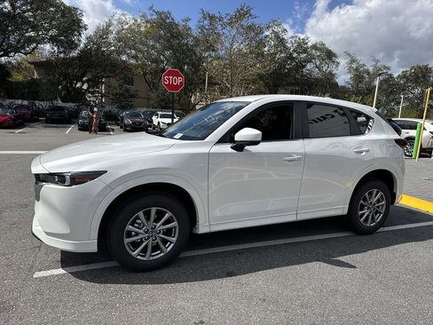 New 2025 MAZDA CX-5 AWD 2.5 S w/ Select Package image 11