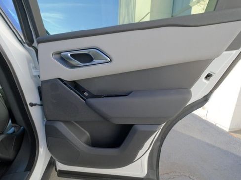 Used 2025 Land Rover Range Rover Velar Dynamic SE AWD/4WD image 16