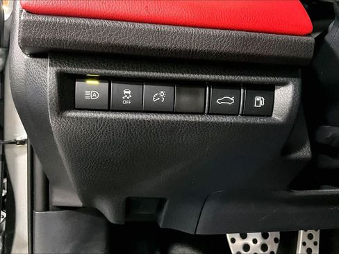 Used 2025 Toyota Camry XSE AWD/4WD image 35