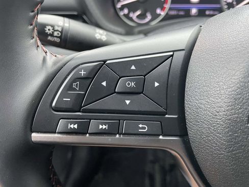 Used 2025 Nissan Sentra SR image 32