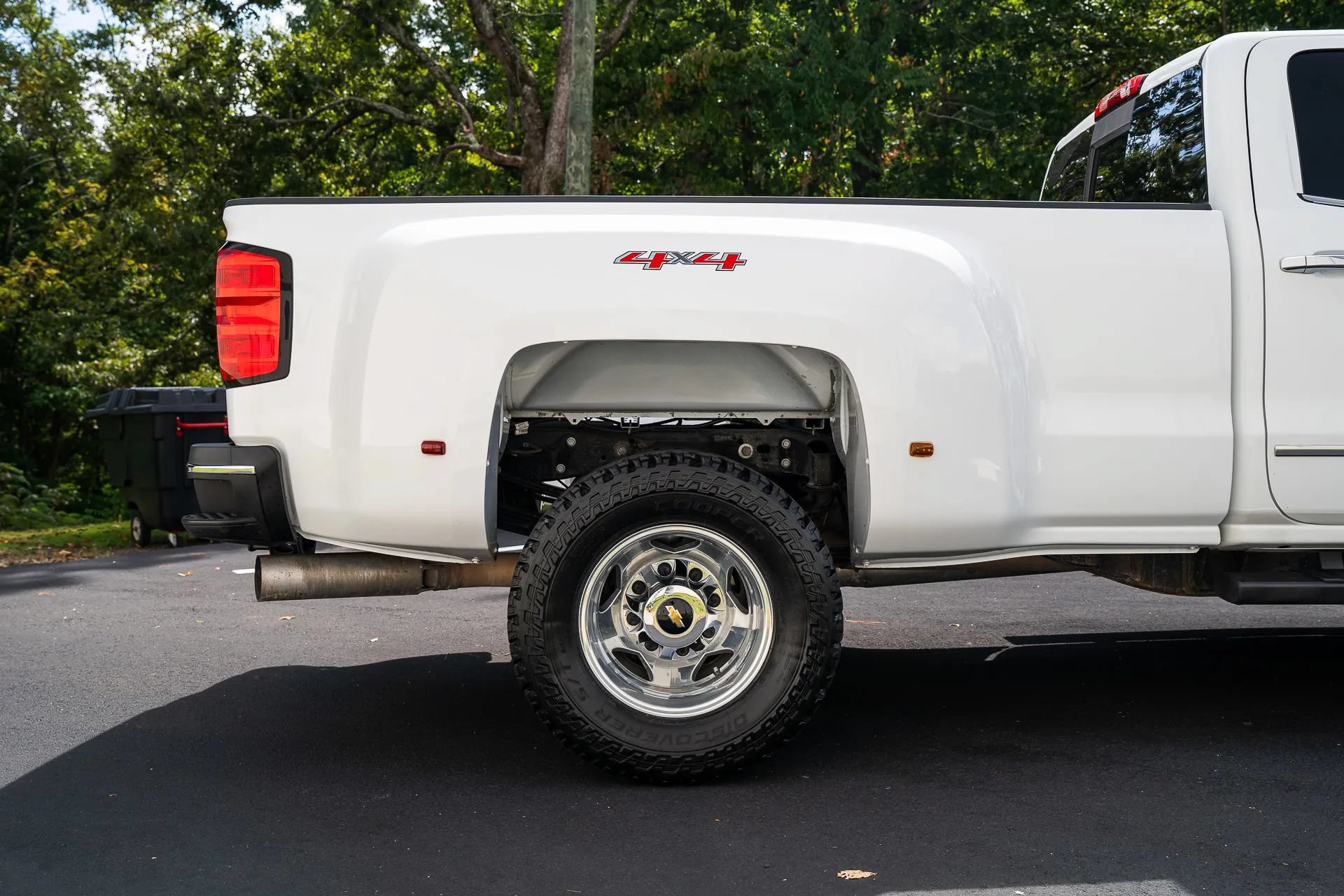 Used 2016 Chevrolet Silverado 3500 High Country w/ Duramax Plus Package AWD/4WD image 9