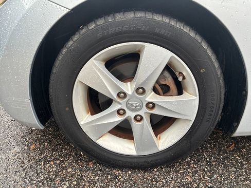 Used 2012 Hyundai Elantra GLS w/ Preferred Pkg 3 image 24