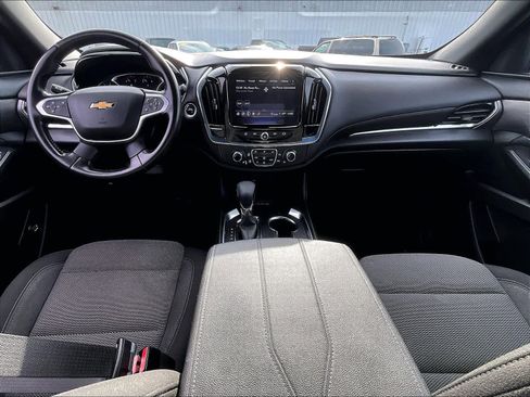 Certified 2022 Chevrolet Traverse LT w/ LPO, Floor Liner Package image 22