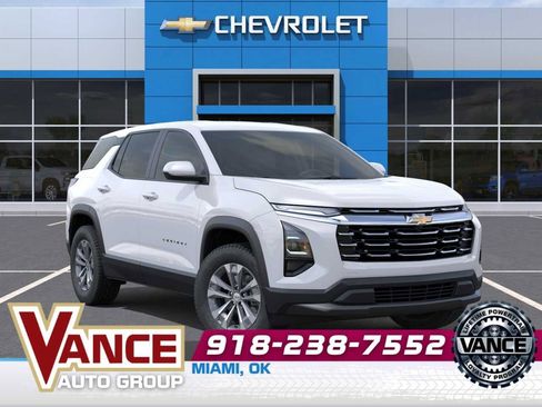 New 2026 Chevrolet Equinox LT w/ Convenience Package II FWD image 7