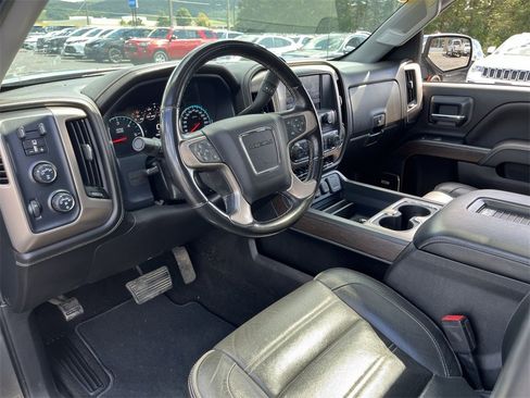 Used 2018 GMC Sierra 1500 Denali w/ Denali Ultimate Package image 10