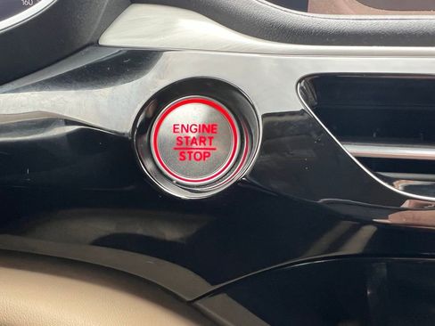 Certified 2023 Acura MDX FWD w/ Technology Package image 27