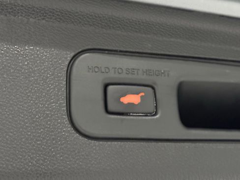 Used 2023 Honda Odyssey Elite image 36