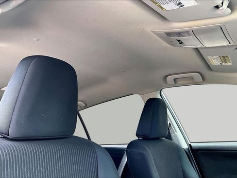 Used 2016 Toyota RAV4 LE FWD image 14