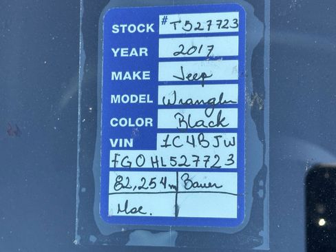 Used 2017 Jeep Wrangler Unlimited Rubicon w/ Dual Top Group image 14