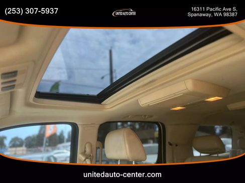 Used 2008 Cadillac Escalade ESV AWD image 21