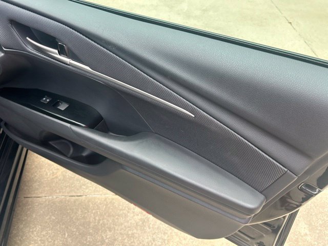 Used 2026 Toyota Camry SE w/ Convenience Package FWD image 12