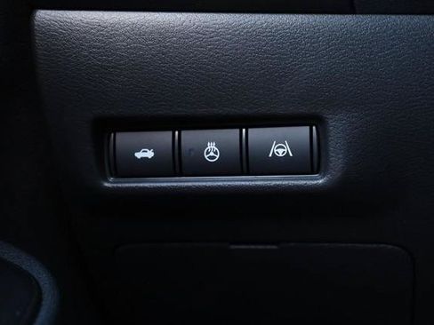 New 2026 Nissan Sentra SR w/ Floor Mat Package FWD image 19
