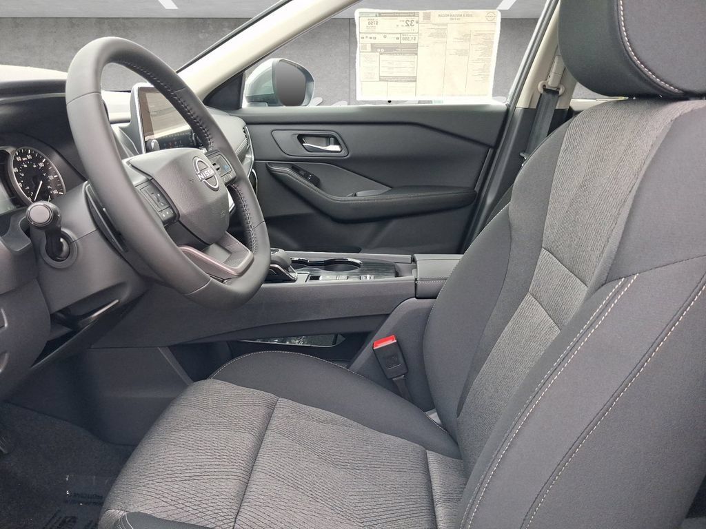 New 2026 Nissan Rogue SV FWD image 20