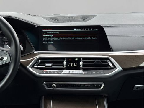 Used 2022 BMW X5 xDrive40i w/ Climate Comfort Package image 21