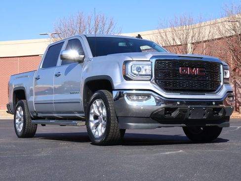 Used 2018 GMC Sierra 1500 SLT w/ SLT Premium Package image 1