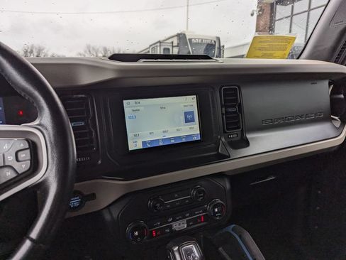 Used 2021 Ford Bronco Wildtrak AWD/4WD image 24