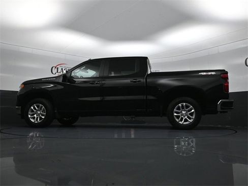 Used 2023 Chevrolet Silverado 1500 LT image 24