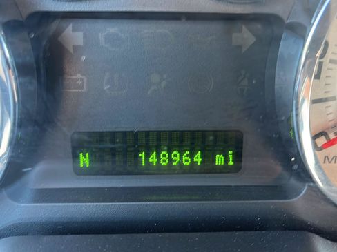 Used 2010 Ford Edge SEL AWD/4WD image 7