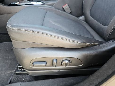 Used 2023 Buick Encore GX Select w/ Sport Touring Package image 14