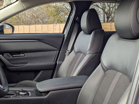 Used 2025 MAZDA CX-50 AWD 2.5 S w/ Preferred Package image 14