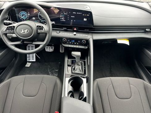 New 2026 Hyundai Elantra Sport FWD image 10