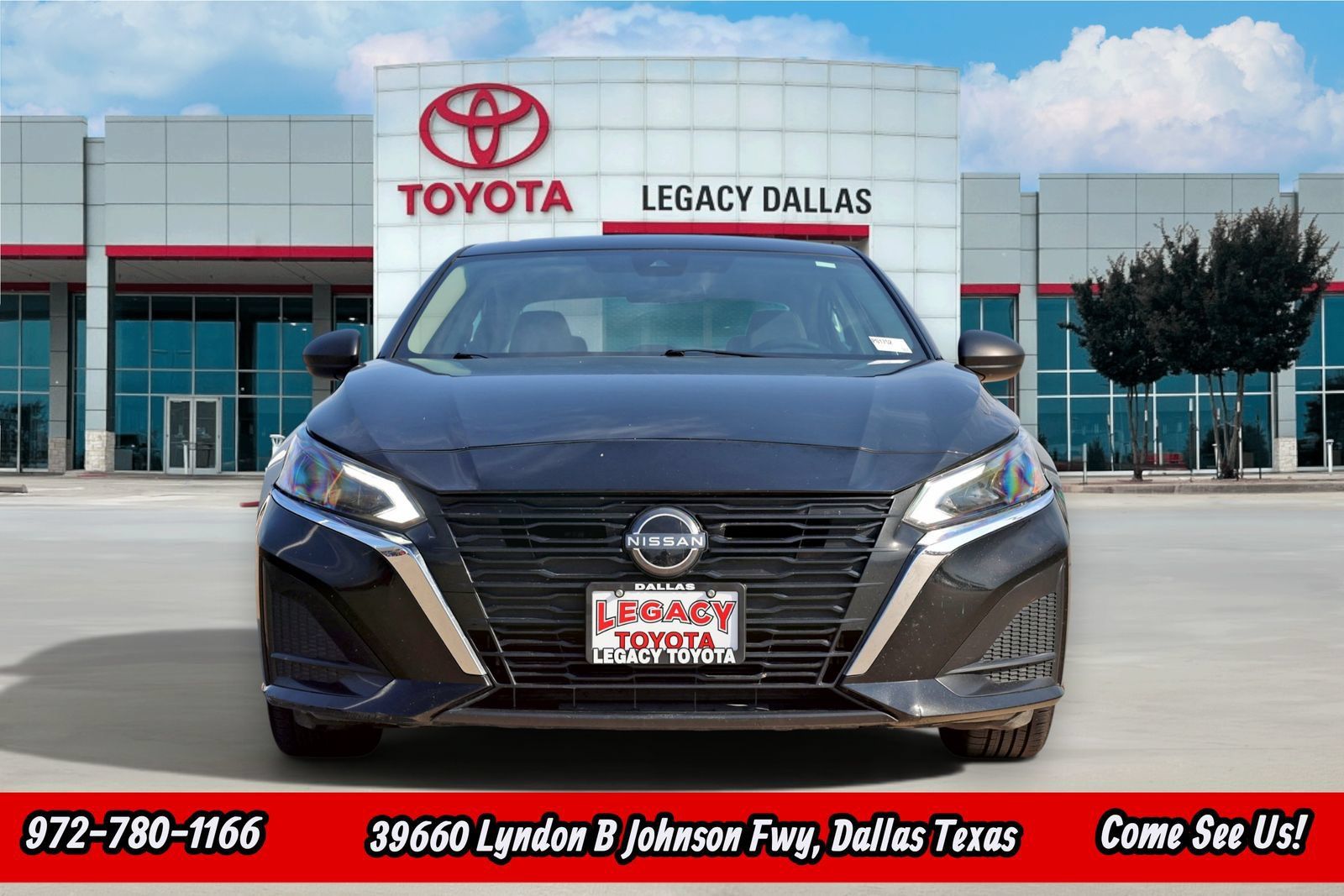 Used 2024 Nissan Altima 2.5 SV FWD image 5
