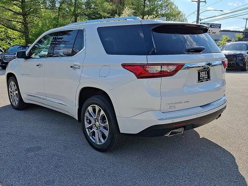 Used 2021 Chevrolet Traverse Premier AWD/4WD image 7
