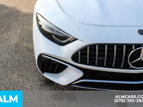 Used 2022 Mercedes-Benz SL 55 AMG 4MATIC image 12