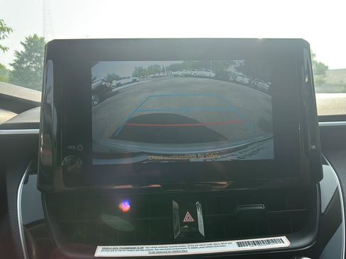 Used 2023 Toyota Corolla LE FWD image 33