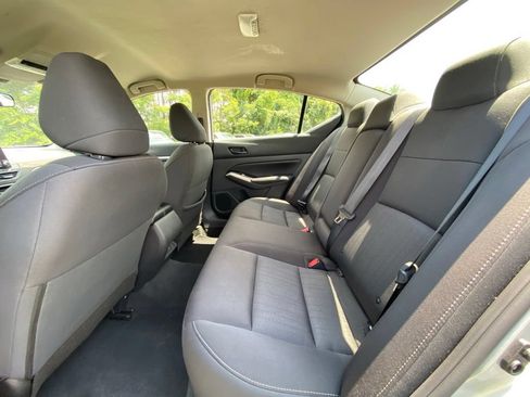 Used 2023 Nissan Altima 2.5 SV FWD image 28