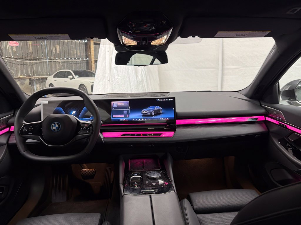 Used 2026 BMW i5 eDrive40 w/ Convenience Package RWD image 22
