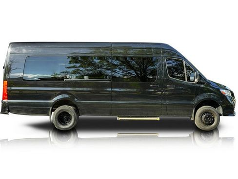 Used 2019 Mercedes-Benz Sprinter 4x4 170 image 2