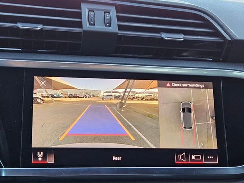 Used 2022 Audi Q3 2.0T Premium Plus w/ Premium Plus Package image 15