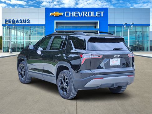 New 2027 Chevrolet Equinox LT w/ Convenience Package II FWD image 5