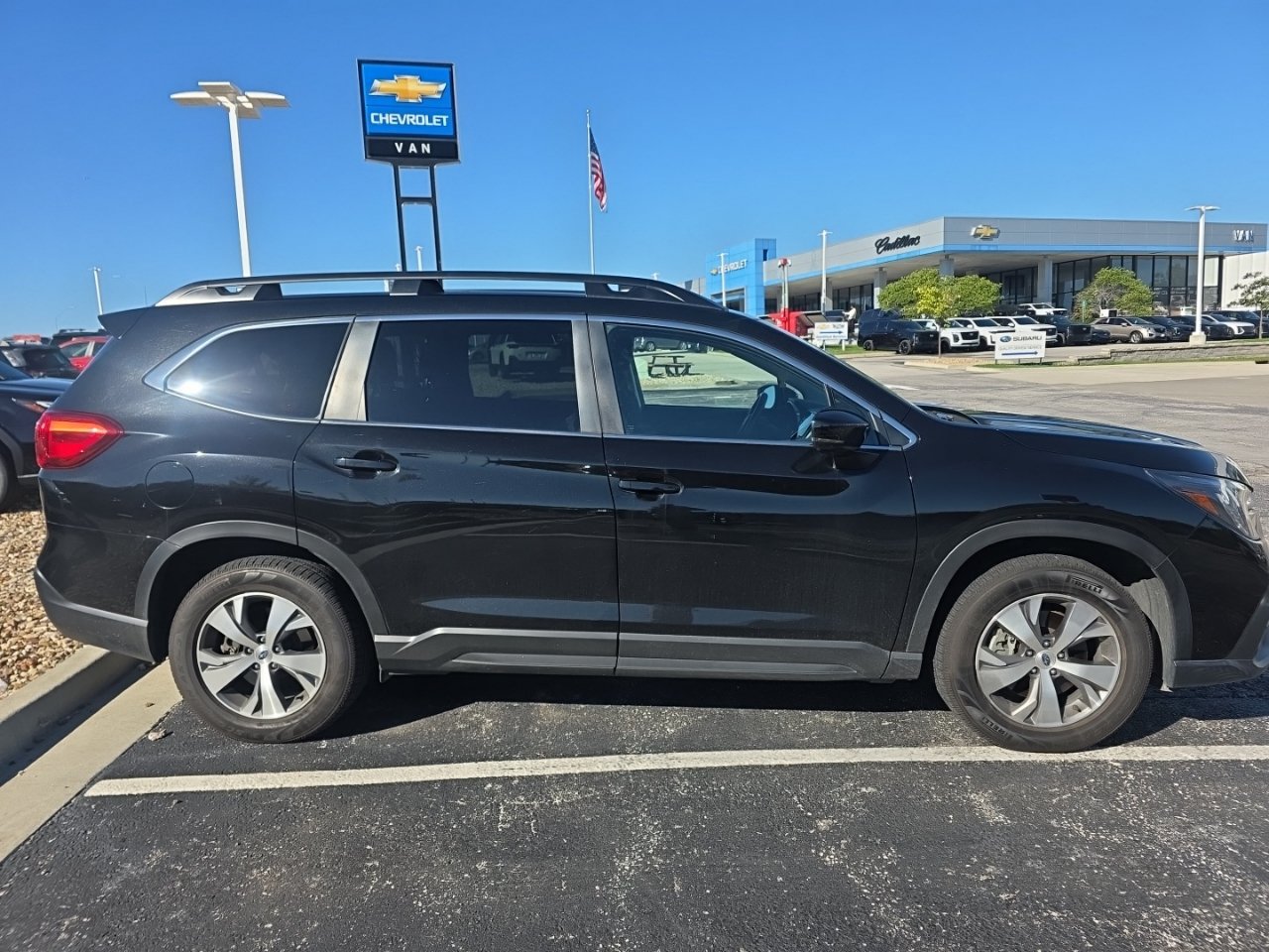 Certified 2024 Subaru Ascent Premium w/ Convenience Package AWD/4WD image 4