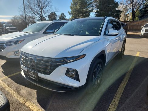 Used 2024 Hyundai Tucson Limited image 2