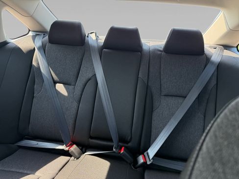 Certified 2025 Honda Accord SE image 13