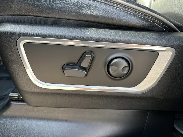 Used 2023 RAM 1500 Laramie AWD/4WD image 23