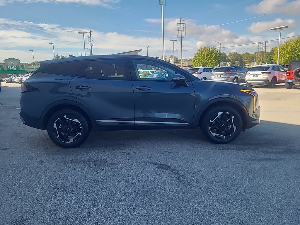 Certified 2026 Kia Sportage S AWD/4WD image 7