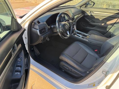 Used 2020 Honda Accord Sport image 9
