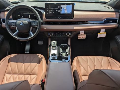 New 2026 Mitsubishi Outlander SEL FWD image 17