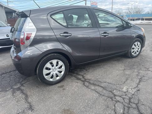 Used 2014 Toyota Prius C Two image 13