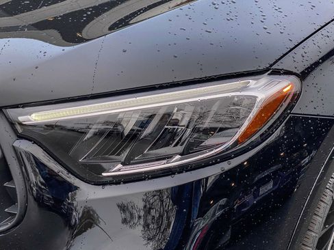 New 2025 Mercedes-Benz GLC 43 AMG 4MATIC image 7