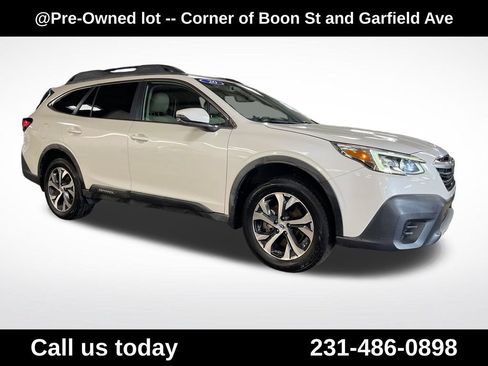 Used 2020 Subaru Outback Limited w/ Popular Package #2 AWD/4WD image 7