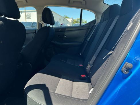 Used 2025 Nissan Sentra SV FWD image 21