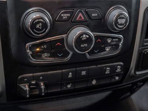 Used 2018 RAM 1500 Big Horn image 23