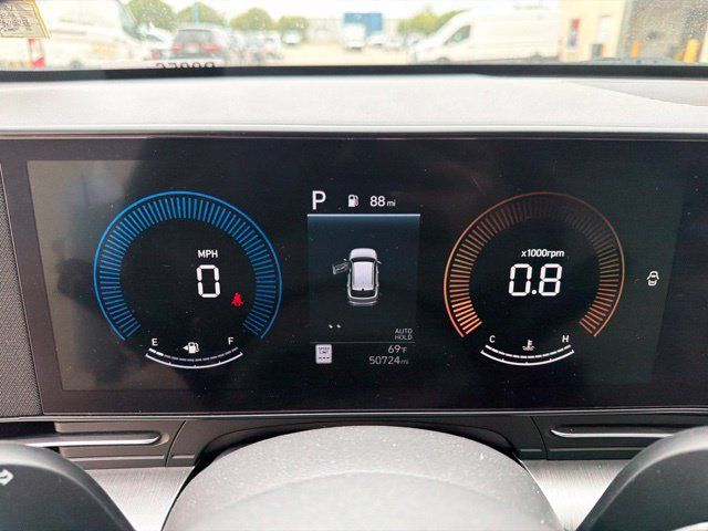 Used 2025 Hyundai Kona SEL AWD/4WD image 22